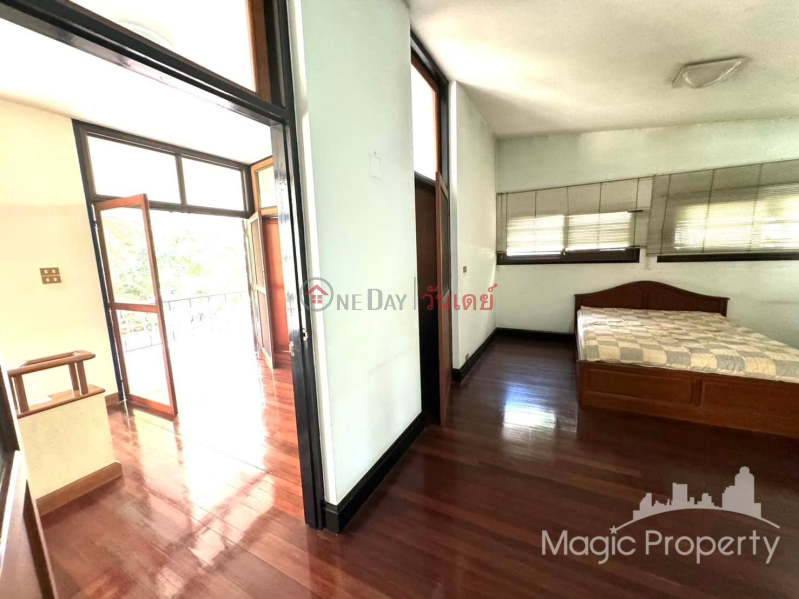 ฿ 200,000/ month, Ekkamai 28, Khlong Tan Nuea, Watthana, Bangkok