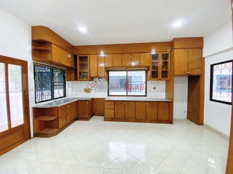 Single House 2 Beds 2 Baths Pattaya Sales Listings (TRI-22022)