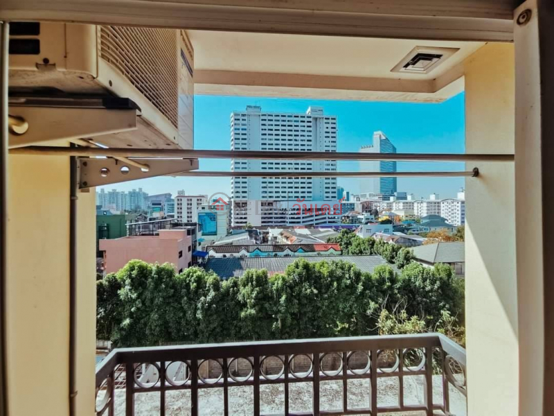 Property Search Thailand | OneDay | Residential, Rental Listings Condo for rent: Johnny Tower (6th floor),2 balconies