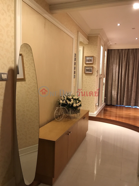 Property Search Thailand | OneDay | Residential Rental Listings Condo for Rent: Watermark Chaophraya, 145 m², 3 bedroom(s)