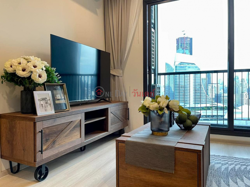 ฿ 52,000/ month Condo for rent Life One Wireless (35th floor)