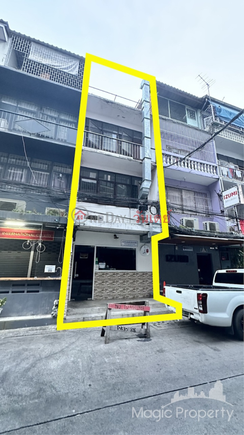 3 Floors Building For Sale in Sukhumvit 69, Phra Khanong Nuea, Watthana, Bangkok _0