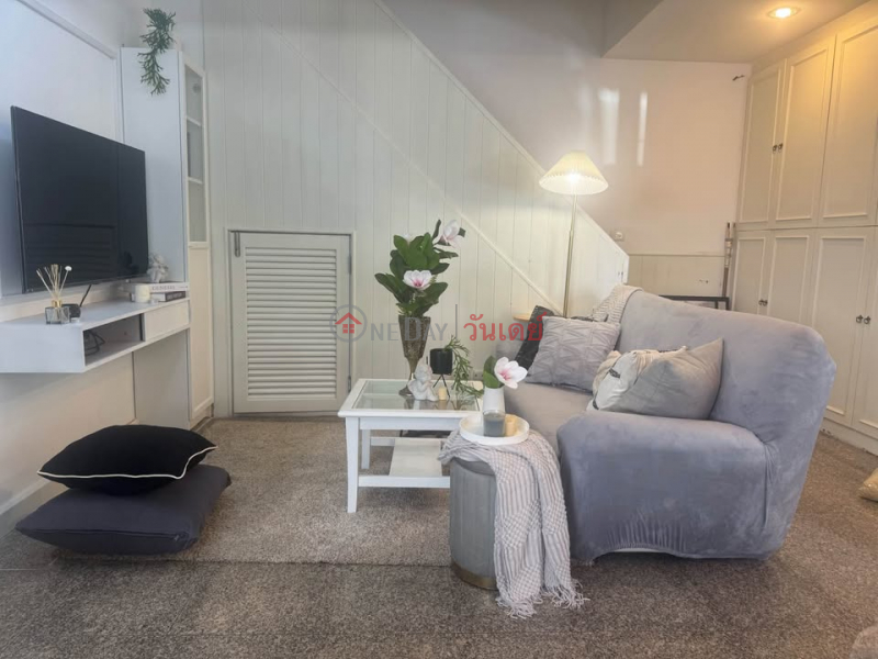 ฿ 32,000/ เดือน, ให้เช่า: บ้านหัวมุม 4 ห้องนอน ปรับปรุงใหม่ – สุขุมวิท 105 (ศรีลาซาล)