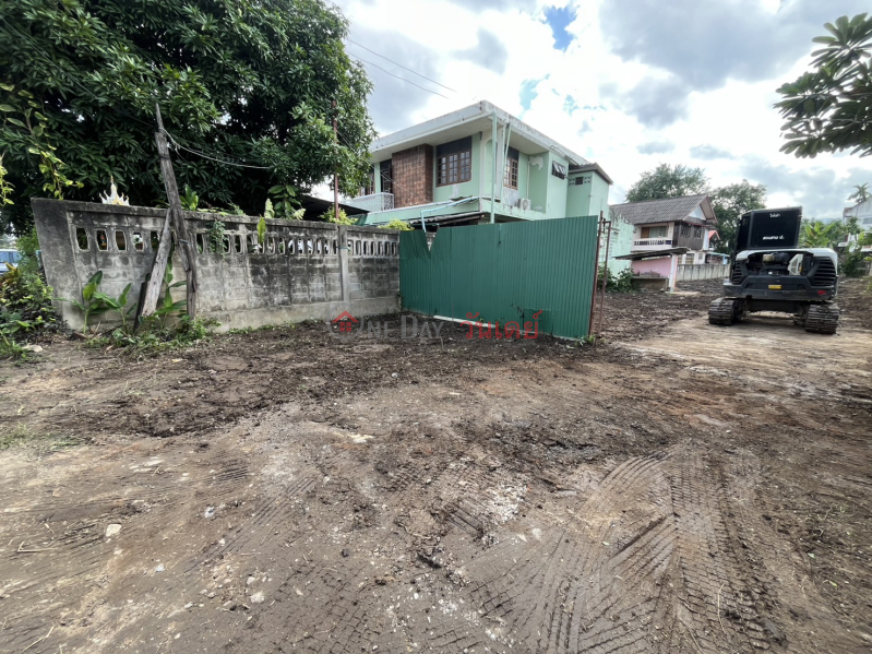 | Please Select, Rental Listings ฿ 13,500/ month