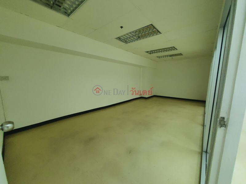 Office space for rent 2 รายการเช่า (TRI-7196)