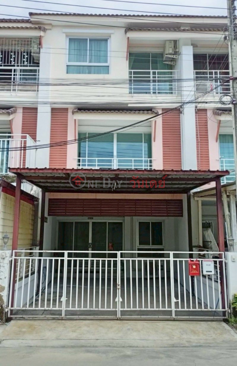 ทาวน์โฮม 4 ห้องนอนกว้างขวาง – การเชื่อมต่อสูง _0