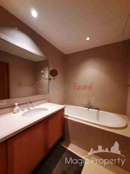 ฿ 55,000/ month The Emporio Place Sukhumvit 24, Khlong Toei, Bangkok