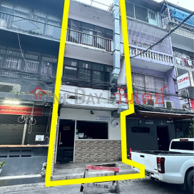 3 Floors Building For Sale in Sukhumvit 69, Phra Khanong Nuea, Watthana, Bangkok _0