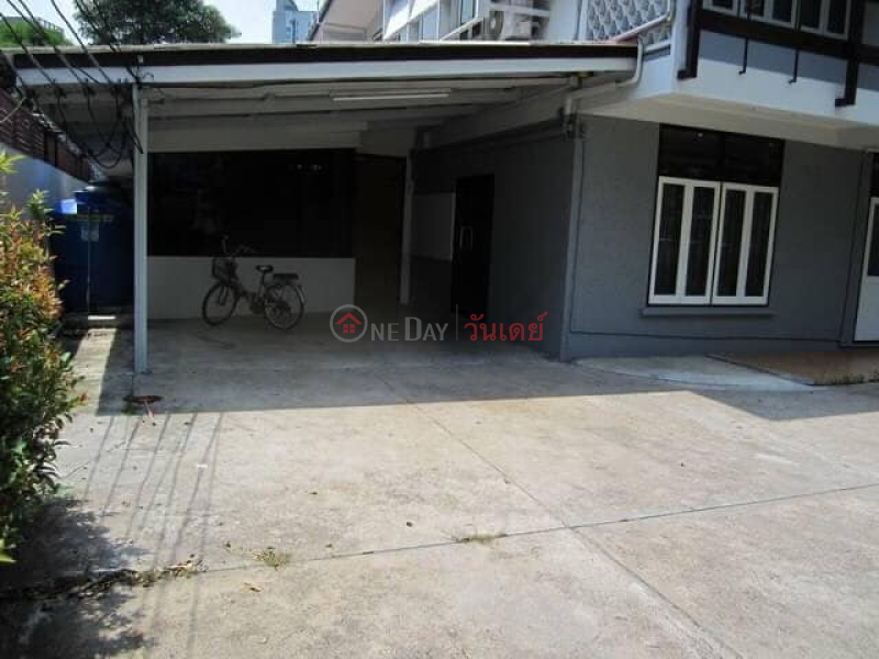 Single house with Warehouse | ประเทศไทย เช่า, ฿ 120,000/ เดือน