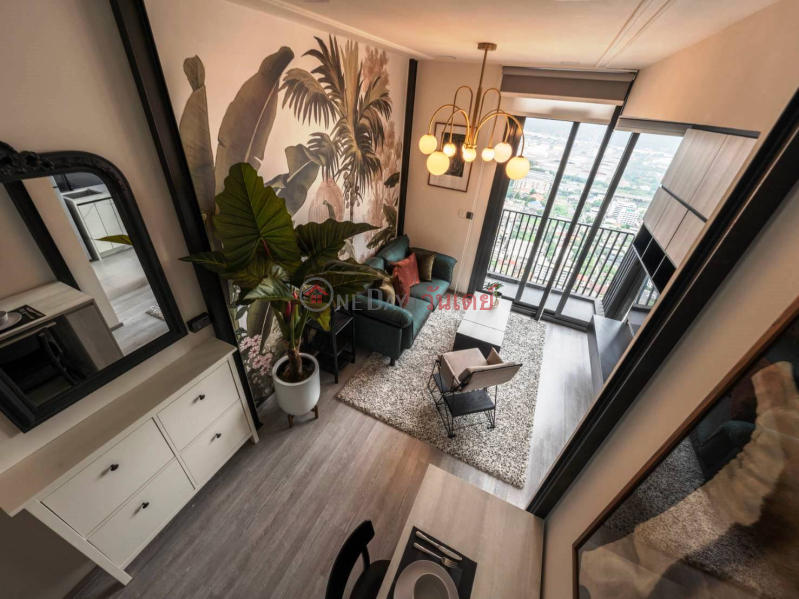 A Beautifully Decor 1 Bedroom Duplex Unit at a Condominium รายการเช่า