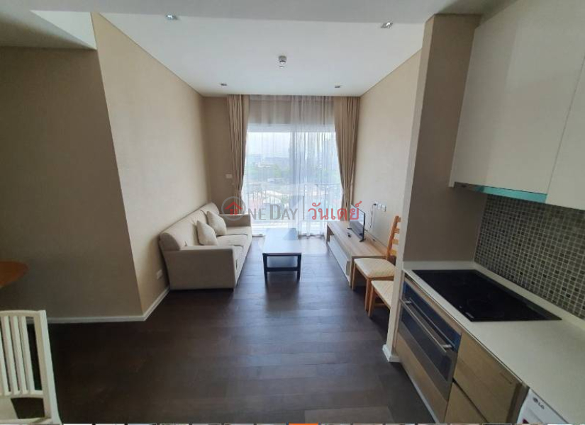 Property Search Thailand | OneDay | Residential Rental Listings Condo for Rent: The Saint Residences, 55 m², 2 bedroom(s)