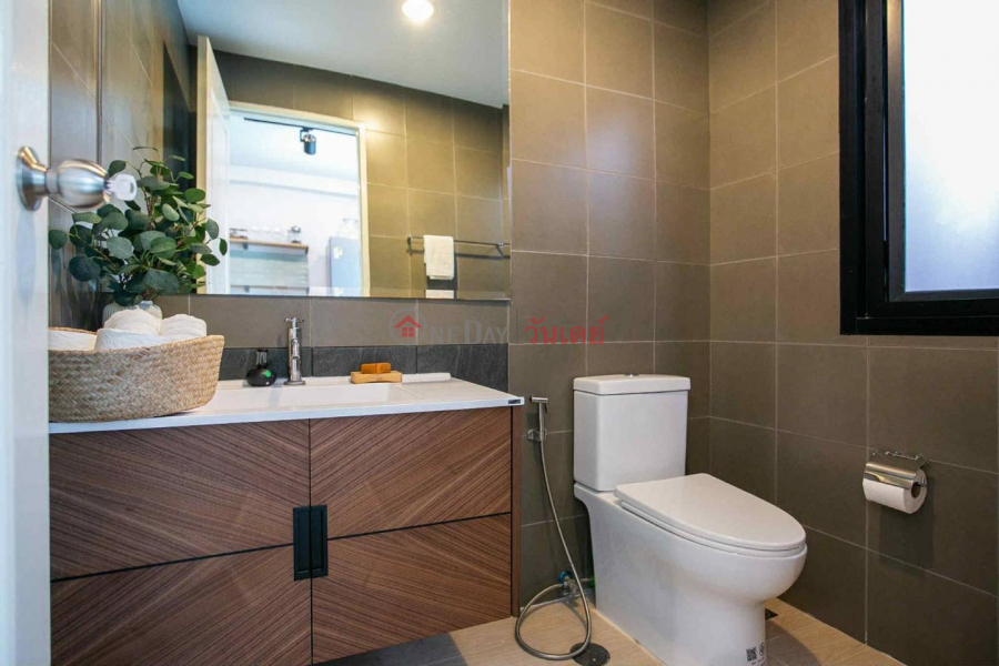 Spacious 5-Bedroom Townhouse for Rent in Sukhumvit 77 – Just 10 Mins to BTS On Nut Thailand, Rental ฿ 70,000/ month