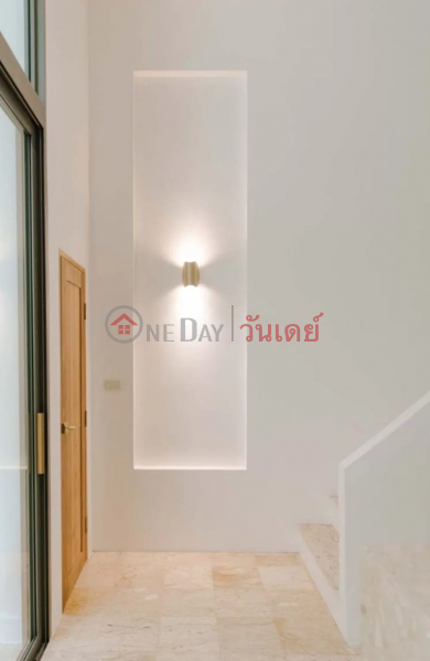 3 Bedroom Town House at Sukhumvit 71 รายการขาย (TRI-5655)