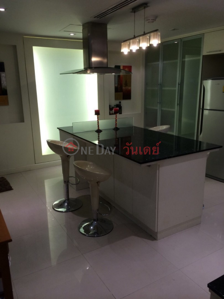 Property Search Thailand | OneDay | Residential, Rental Listings, Condo for Rent: Somkid Place, 100 m², 2 bedroom(s)