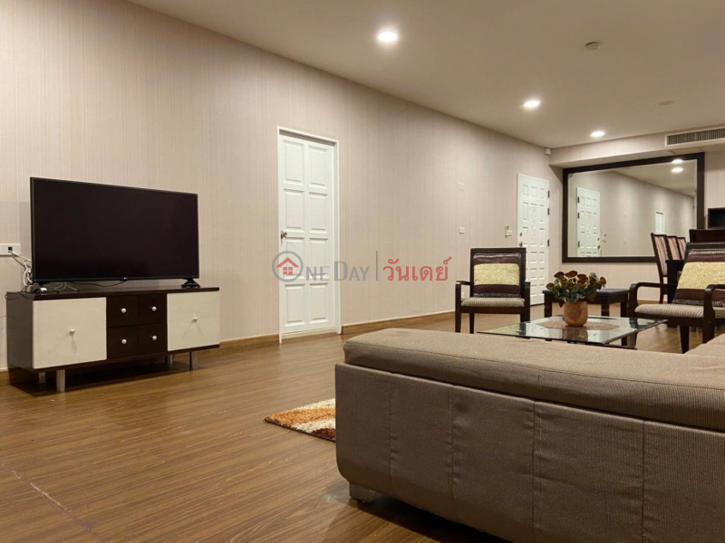 ฿ 50,000/ month | Empire House - Ekamai