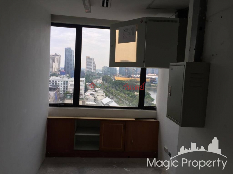 Ocean Tower 1, Khlong Toei, Bangkok, Thailand, Sales | ฿ 28.27Million