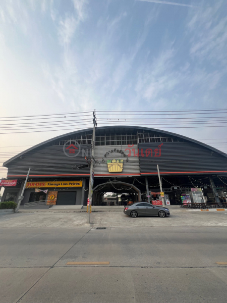 ตลาดธีรรัตน์ (ถนนจันทน์ทองเอี่ยม) (Thirarat Market (Chan Thong Eiam Road)) บางบัวทอง | OneDay วันเดย์(1)