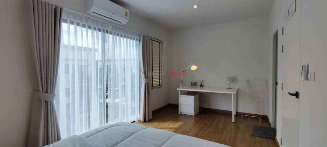 Townhouse for Rent: Baan Klang Muang Srinakarin, 170 m², 3 bedroom(s) Rental Listings