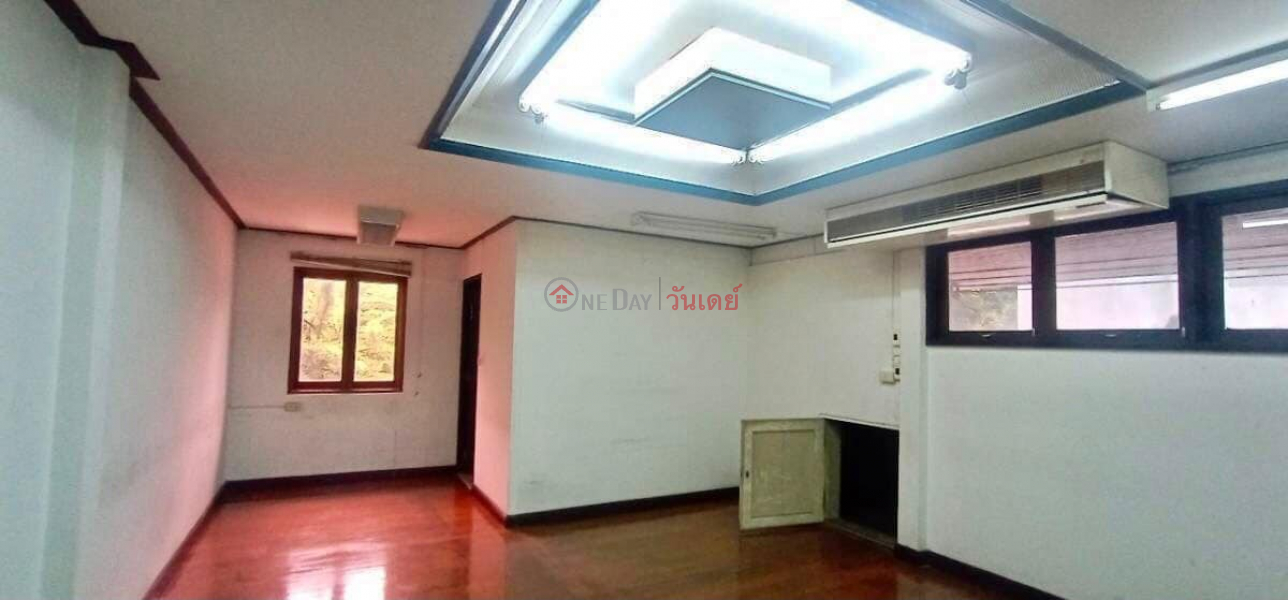 2-Storey Detached House Sukhumvit 71 | ประเทศไทย | เช่า ฿ 380,000/ เดือน