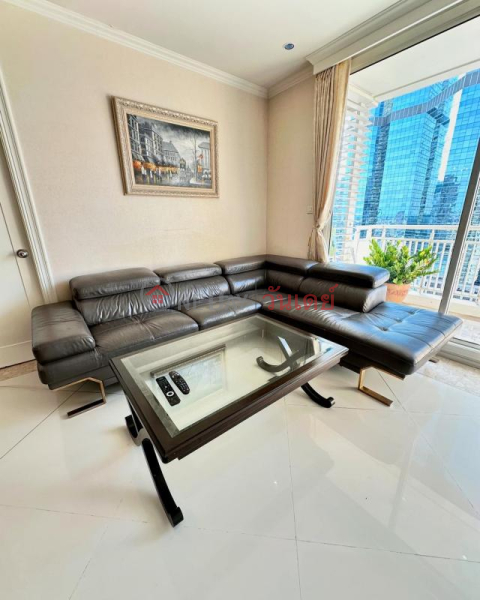 Condo for Rent: The Empire Place, 65 m², 1 bedroom(s) Rental Listings