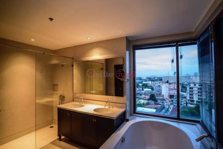 ฿ 132,000/ month | Condo for Rent: The Emporio Place, 161 m², 3 bedroom(s)