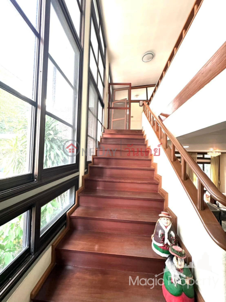 ฿ 200,000/ month, Ekkamai 28, Khlong Tan Nuea, Watthana, Bangkok