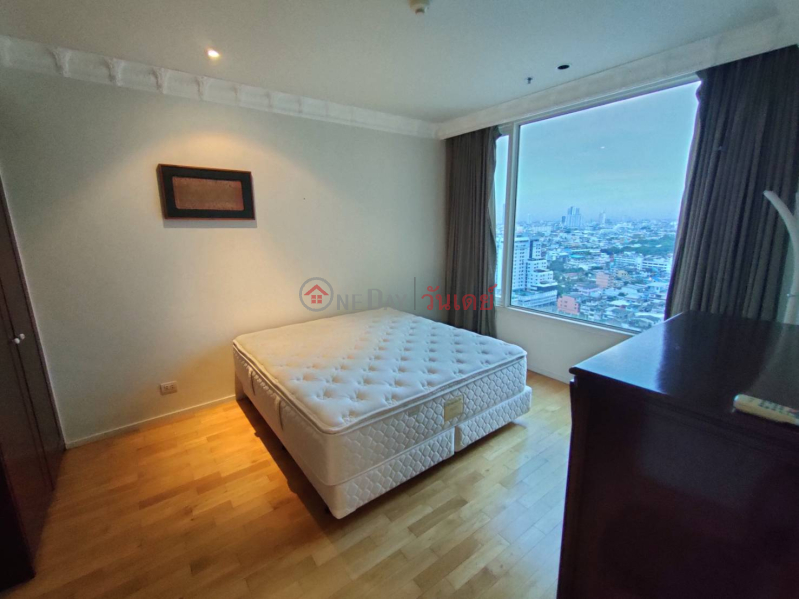 Condo for Rent: The Empire Place, 100 m², 2 bedroom(s) Rental Listings