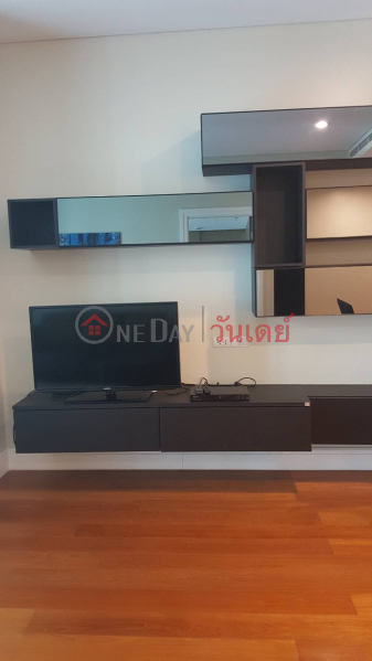 Property Search Thailand | OneDay | Residential | Rental Listings Condo for Rent: Bright Sukhumvit 24, 70 m², 1 bedroom(s)