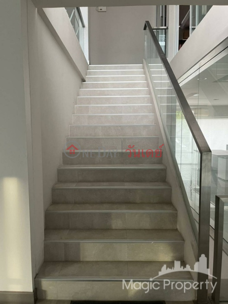 ฿ 220,000/ month Soi Sukhumvit 50, Phra Khanong, Khlong Toei, Bangkok