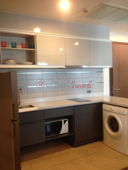 , 2 | Residential, Rental Listings ฿ 33,000/ month