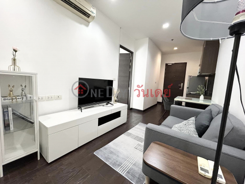 For rent: IDEO Q Phayathai, 1 bedroom, size 41m2, 37th floor, has a bathtub. _0