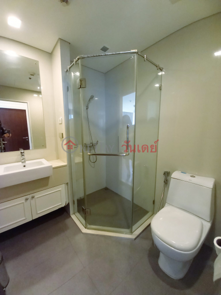 2 Bedroom Unit 2 Minutes to BTS Phrakhanong รายการเช่า