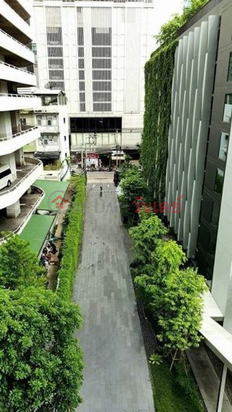 ฿ 30,000/ month, Condo for Rent: Edge Sukhumvit 23, 33 m², 1 bedroom(s)