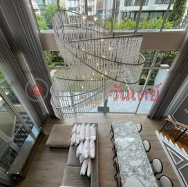 Luxury Town Home Near Smitivej Thonglor (TRI-TP0001174)_0