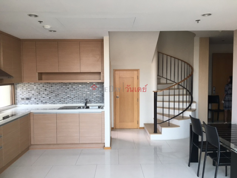 Condo for Sale: The Emporio Place, 135 m², 2 bedroom(s) Sales Listings