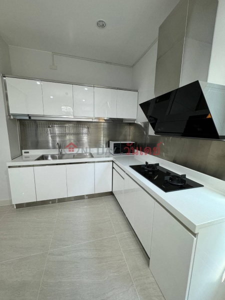 ฿ 100,000/ month | Townhouse for Rent: Baan Klang Muang Sukhumvit 77, 259 m², 3 bedroom(s)