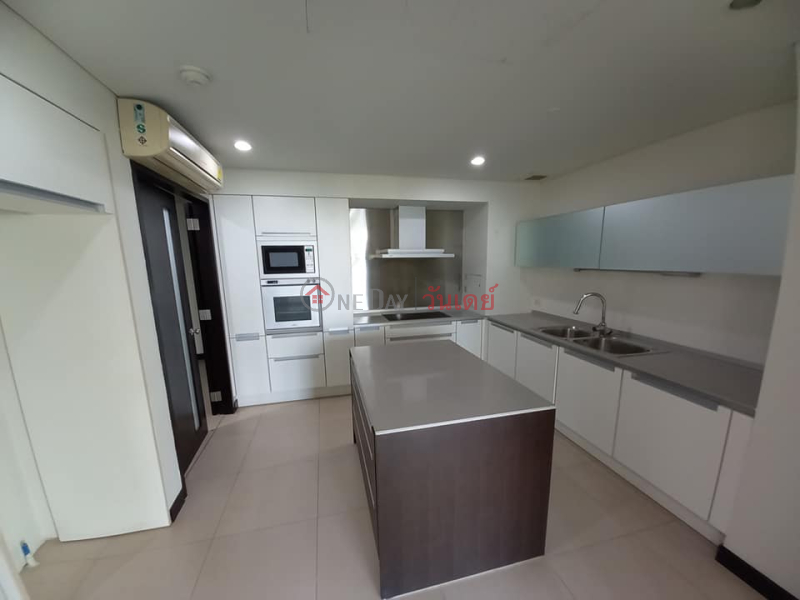 ฿ 150,000/ เดือน Unfurnished 3-Bedroom Park Chidlom F2 Type