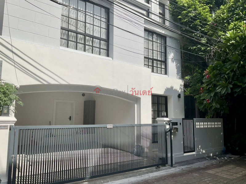 Gorgeous 4-storey Townhouse at Ekamai Soi 12, available for rent Thailand | Rental, ฿ 120,000/ month