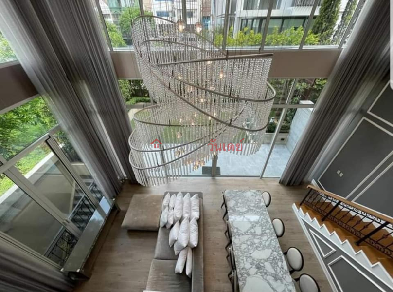 Luxury Town Home Near Smitivej Thonglor รายการเช่า (TRI-TP0001174)