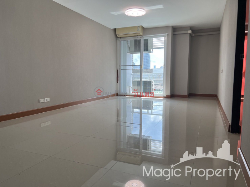 Le cosi Condominium, Watthana, Bangkok Sales Listings (MAG-MGP1274)