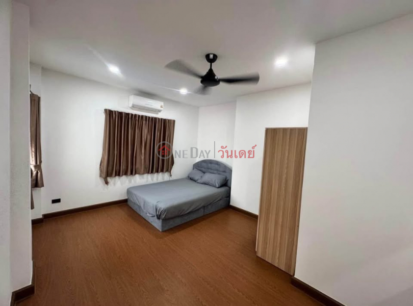 Property Search Thailand | OneDay | Residential Rental Listings, Spacious House for Rent in Bangna – Pet-Friendly!