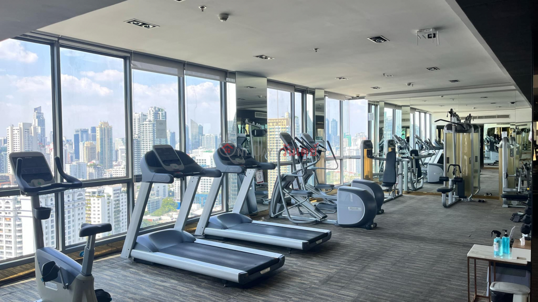 ฿ 45,000/ month | H Sukhumvit 43 Condo for Rent: Luxurious Corner Unit with Stunning Views