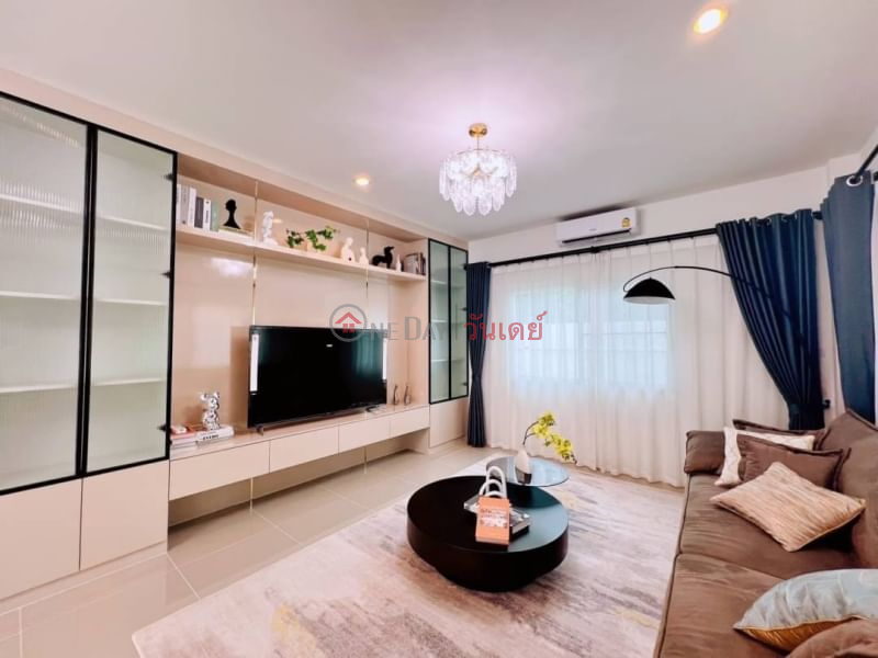 Modern 2 Storey House 3 Beds 3 Baths 89 Sukhumvit Rd Pattaya ประเทศไทย, ขาย | ฿ 8.5Million