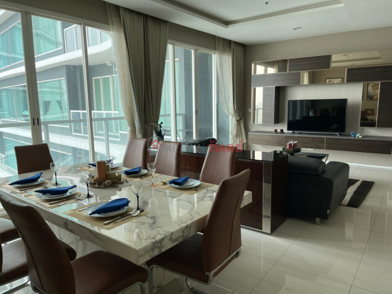 Property Search Thailand | OneDay | Residential Rental Listings, Condo for Rent: Menam Residences, 160 m², 3 bedroom(s)