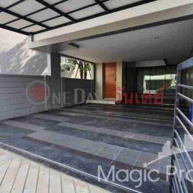 4 Bedroom Townhouse for Rent in Nirvana Define Srinakarin-Rama 9, Saphan Sung, Bangkok _0
