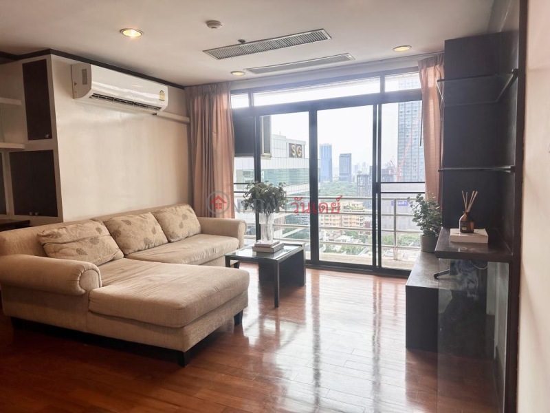 Condo for Rent: The Royal Place 2, 63 m², 1 bedroom(s) Rental Listings