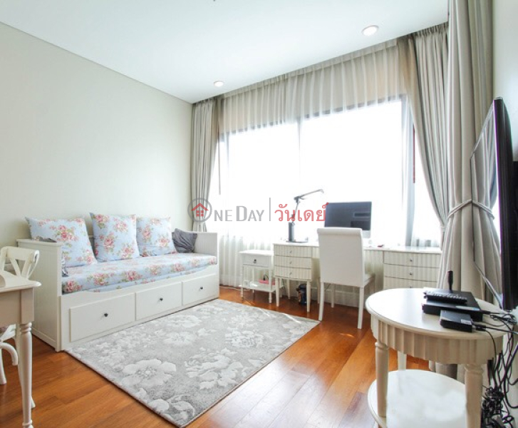 Property Search Thailand | OneDay | Residential | Rental Listings Condo for Rent: Bright Sukhumvit 24, 190 m², 3 bedroom(s)