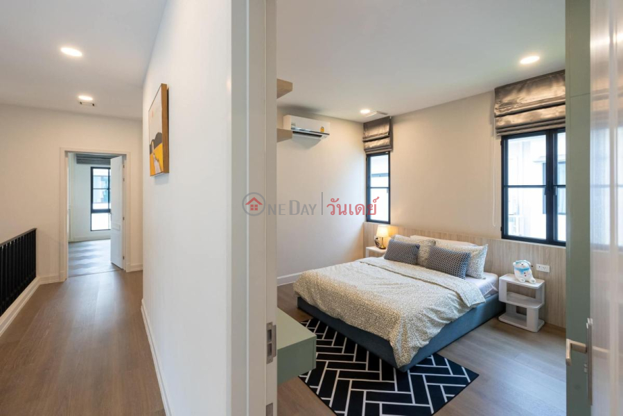 , 5 | Residential, Rental Listings | ฿ 300,000/ month