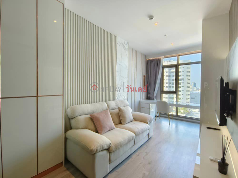 Property Search Thailand | OneDay | Residential, Rental Listings | Condo for Rent: Rhythm Ekkamai Estate, 35 m², 1 bedroom(s)