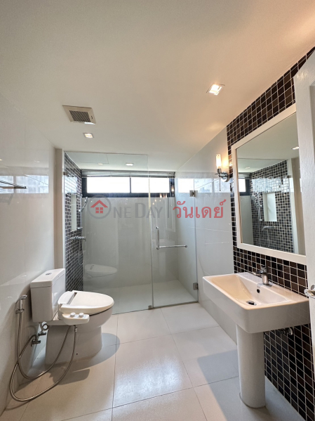 Condo for Rent: Romsai Residence - Thong Lo, 240 m², 3 bedroom(s) Rental Listings